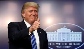 picture of President Trump with thumbs up